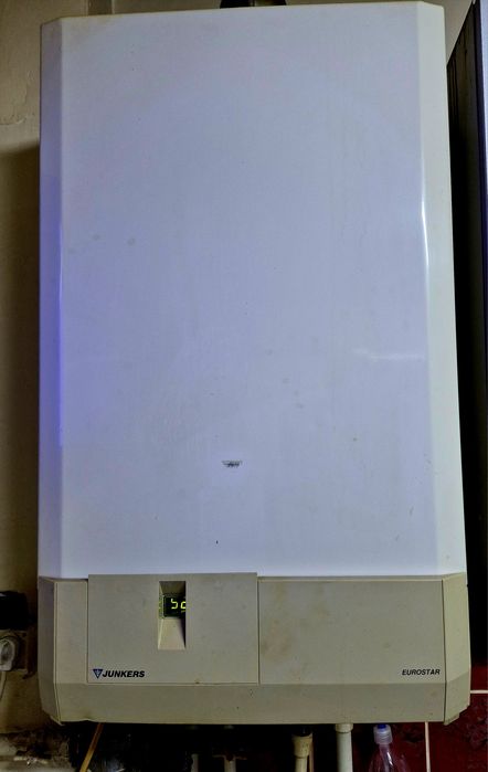 Junkers/Bosch centrala termica pe gaz+Hota