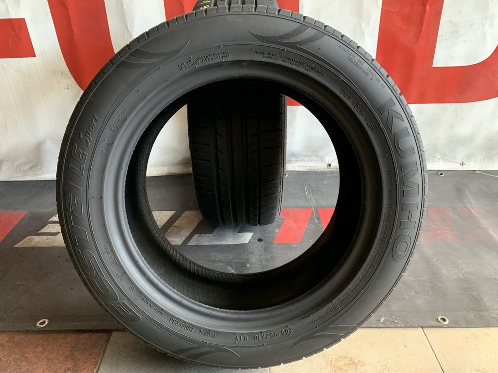 205 55 16, Летни гуми, Kumho EcstaLESport, 2 броя