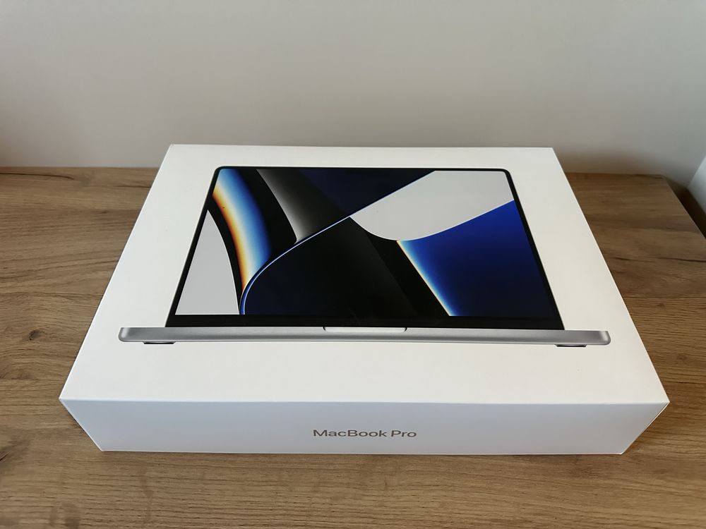 Кутия за MacBook Pro 14 M1 Pro