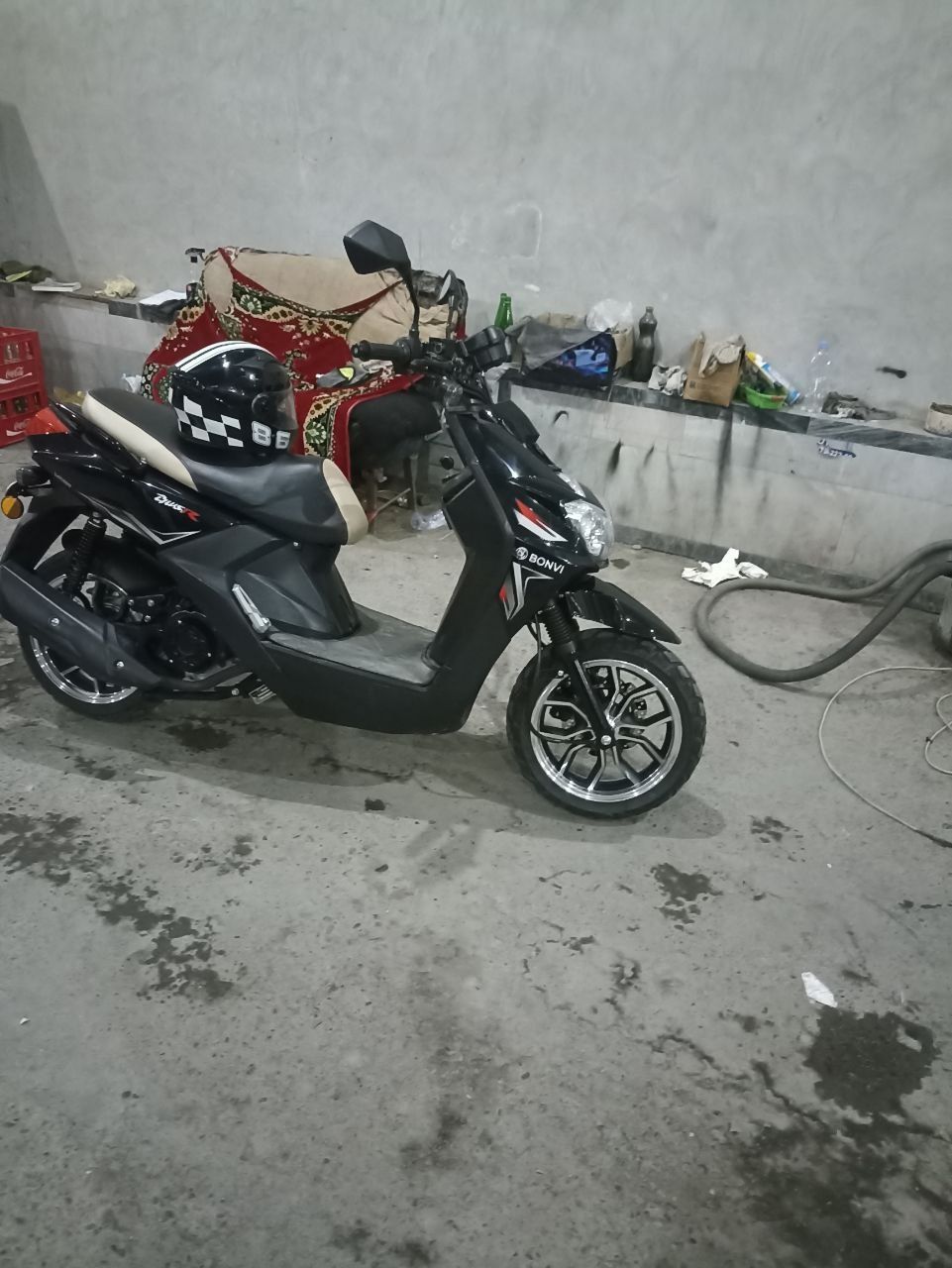 Benzinlik skuter bonvi 150cc