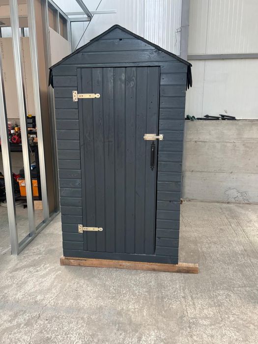 Casută din lemn pentru gradină