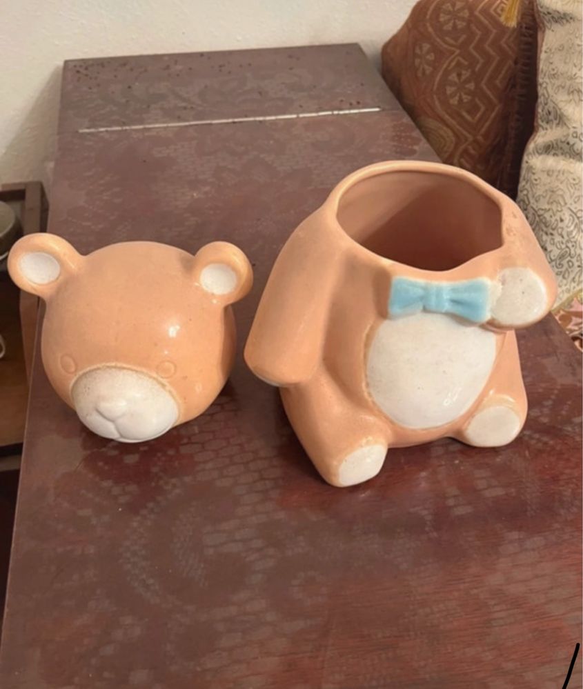 Figurina decoratica tip pusculita din portelan