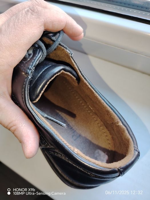 Кожаные туфли. Отличного качества.