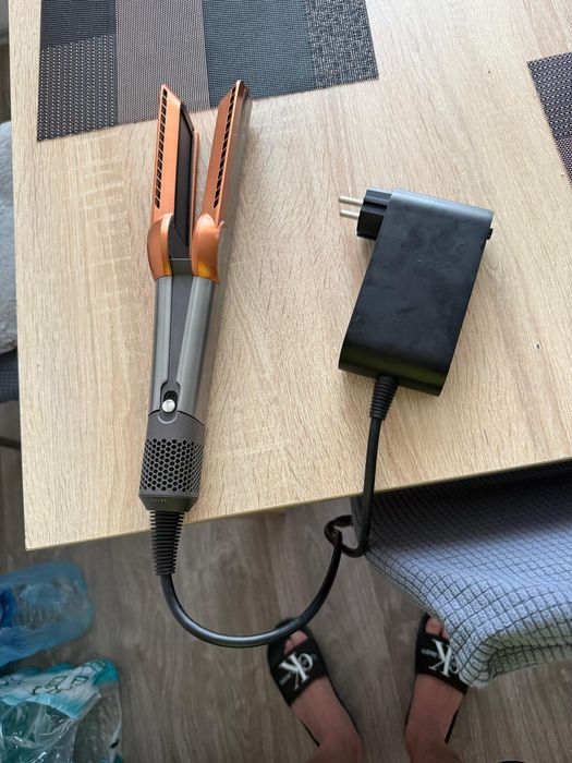 Dyson airstrait ca nou