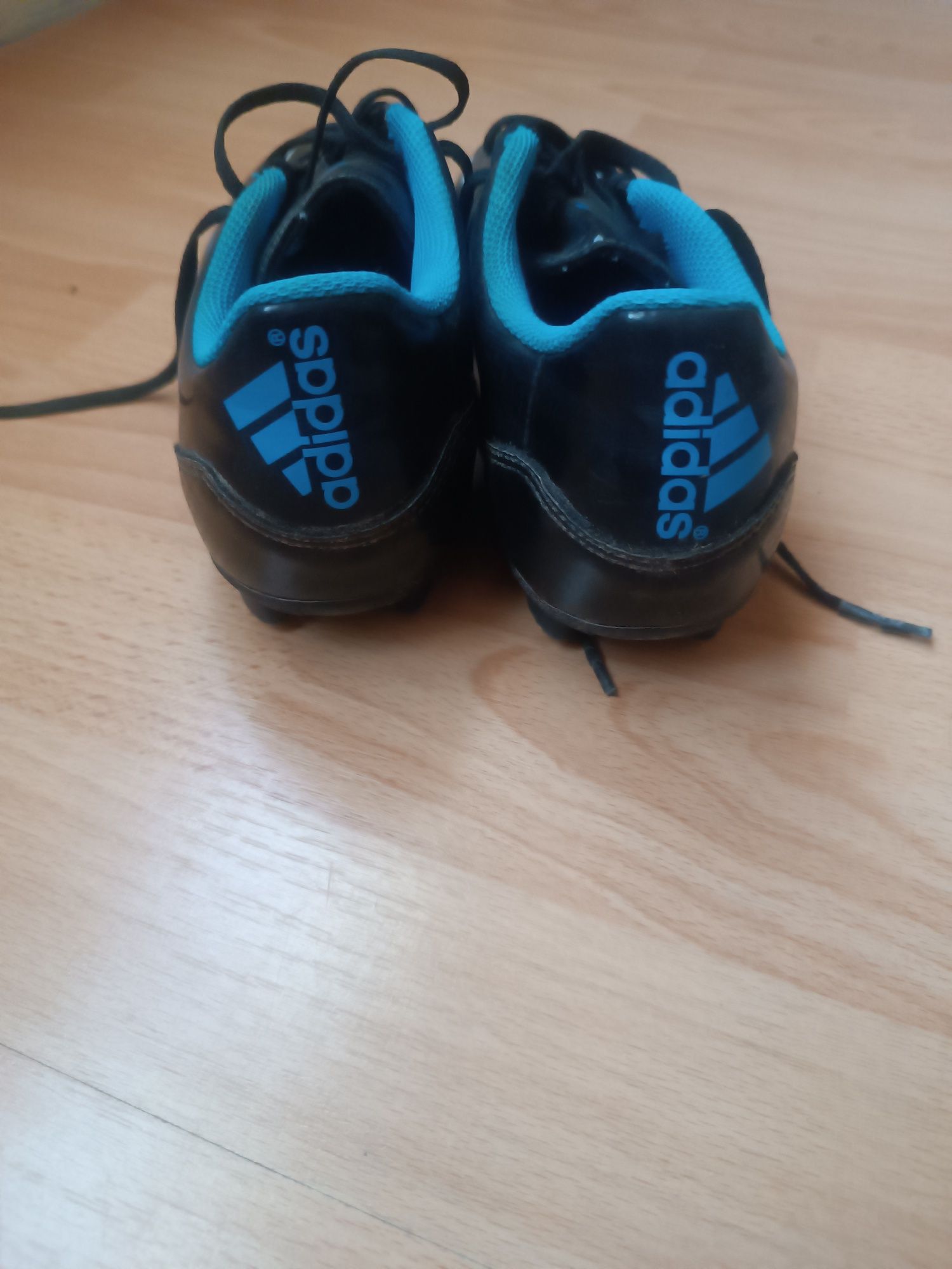 Бутонки Adidas 39 u 1/3