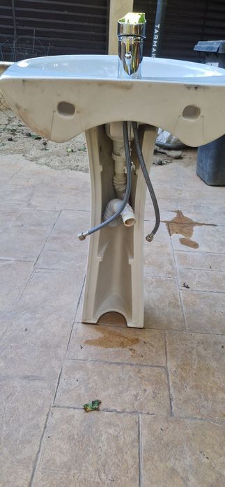 Chiuveta baie cu picior si baterie incluse