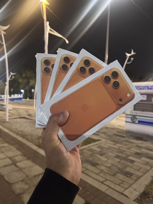 Телефон Iphone 17 Pro max