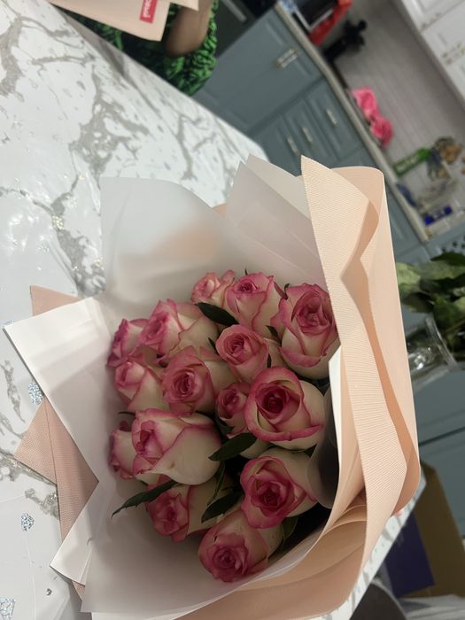 15 роз свежие 5500тг,9роз,7роз