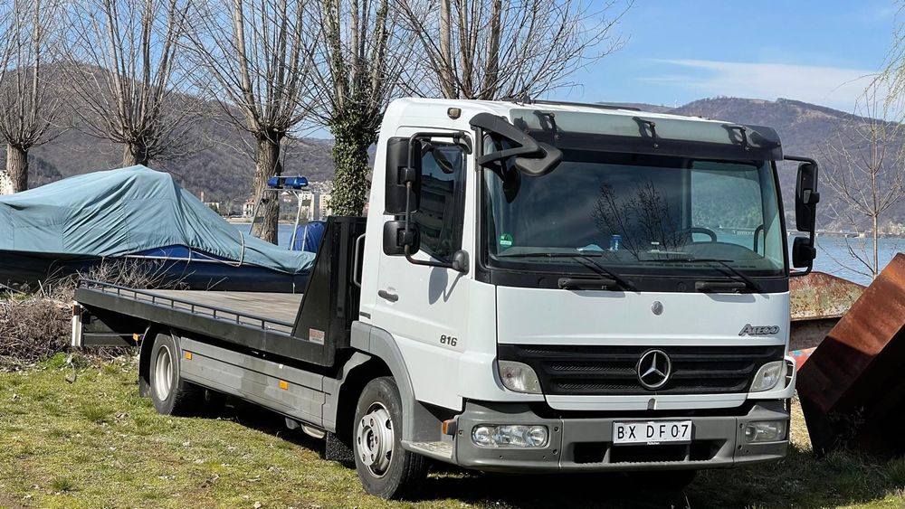 Mercedes-Benz Atego 816L Platforma cu perne de aer