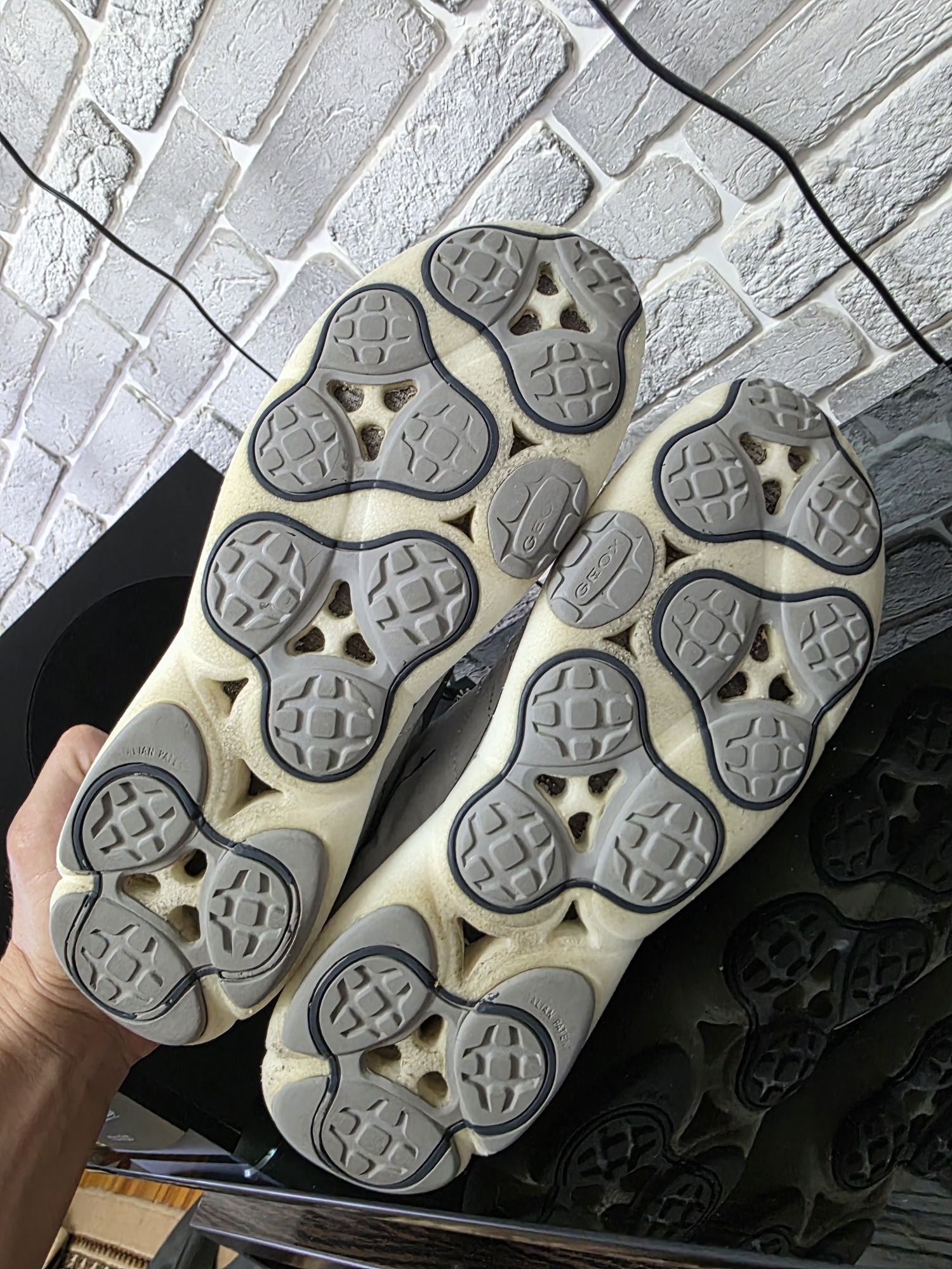 Оригинальные кроссы Geox