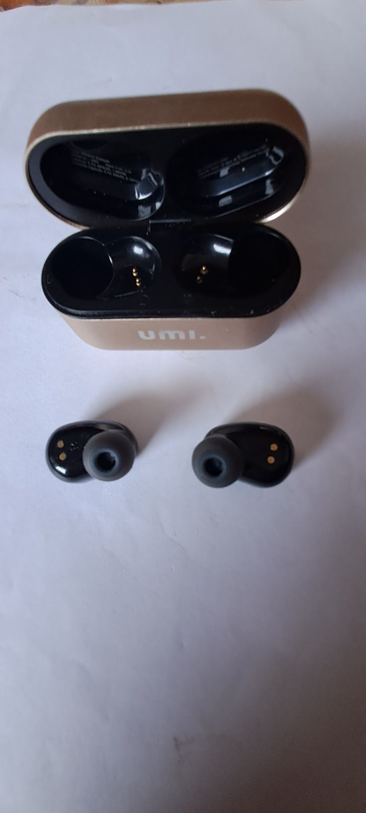 Блутут слушалки UMI  Essential 5s