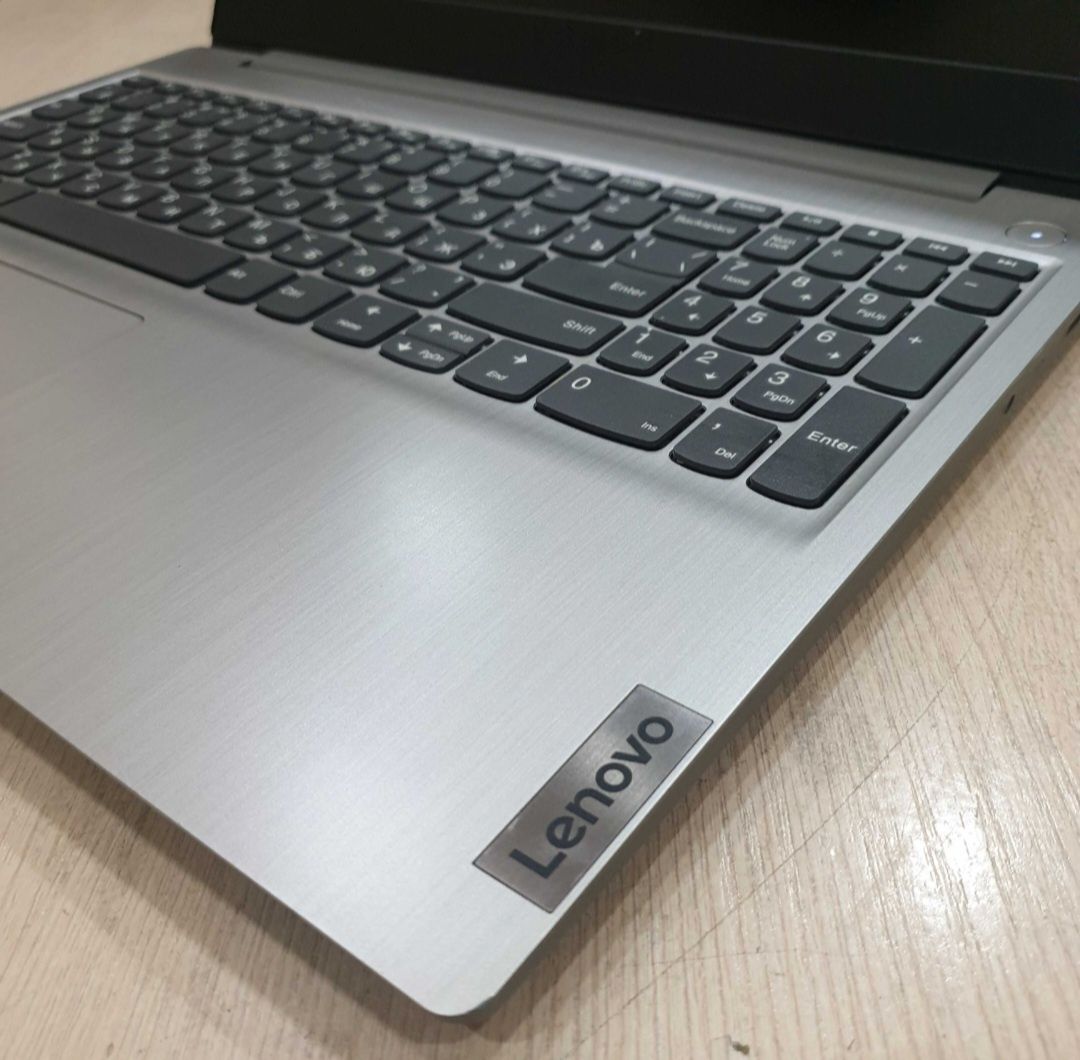 Ноутбук Lenovo ideapad новые