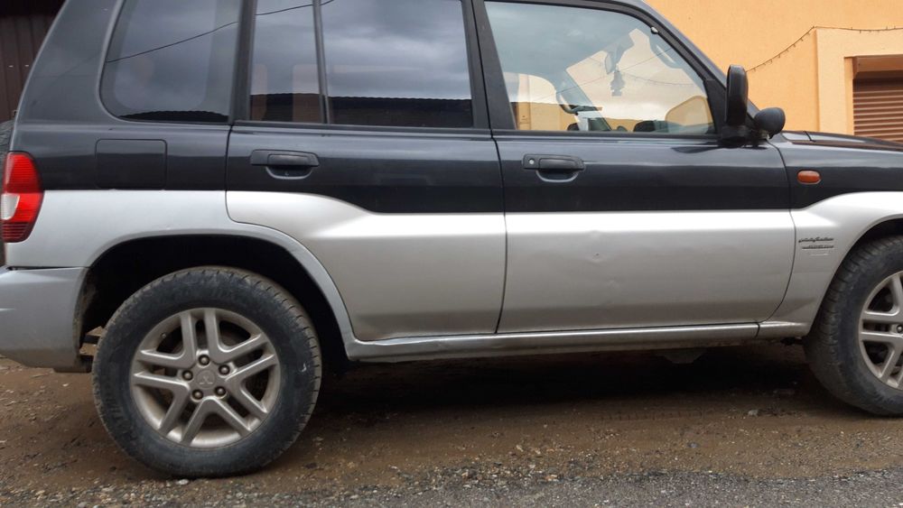 Mitsubishi Pajero Pinin an 2004 motor 1.8 gdi , 4x4 permanent   .