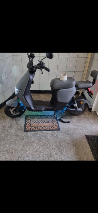 Vand Scuter Electric fara permis impecabil