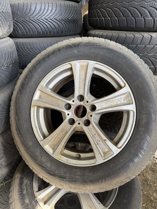 Roti Merrcedes complete, anvelope de iarna foarte bune! En gross!