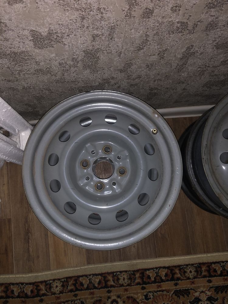 Продам диски на 14
