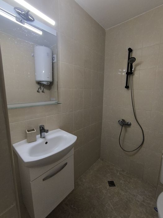 Давам под наем едностаен апартамент