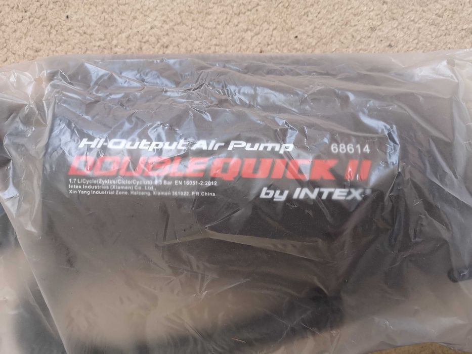 Vand accesorii pentru barca - pompa, perne gonflabile