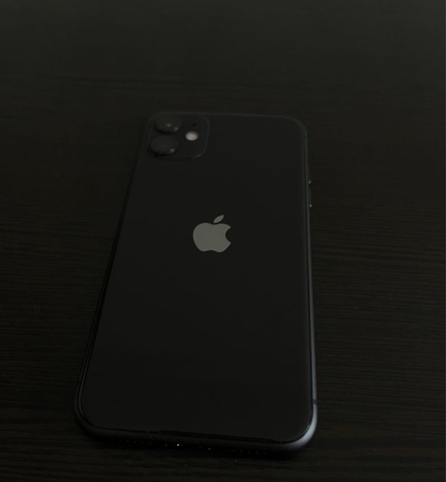 Айфон 11 128гб.