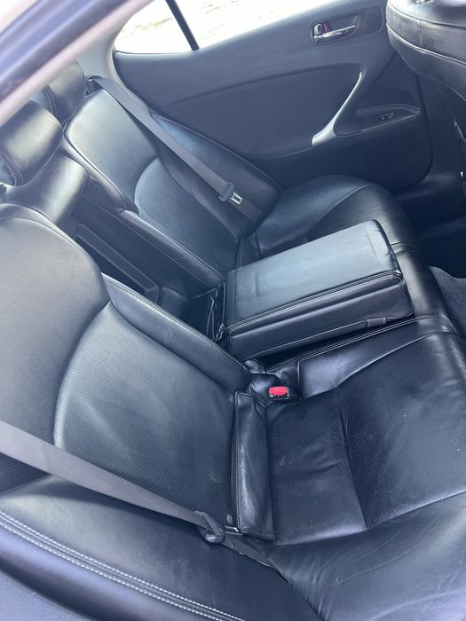 Lexus is220d. бартер мотор