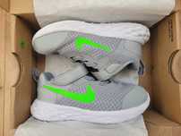 Подарявам!Детски маратонки Nike-23н.