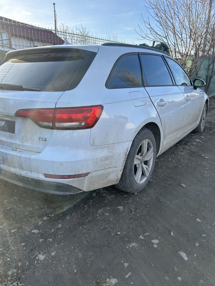 Bara fata completă Audi A4 B9