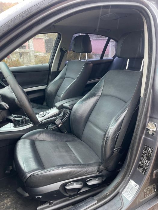 Vand bmw e90 320d pachet m