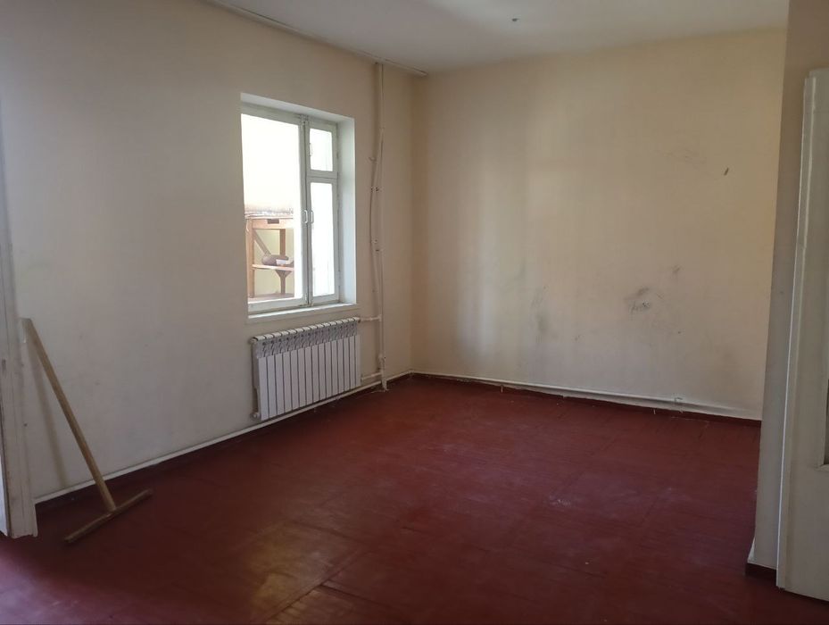 1 хона сотилади срочно