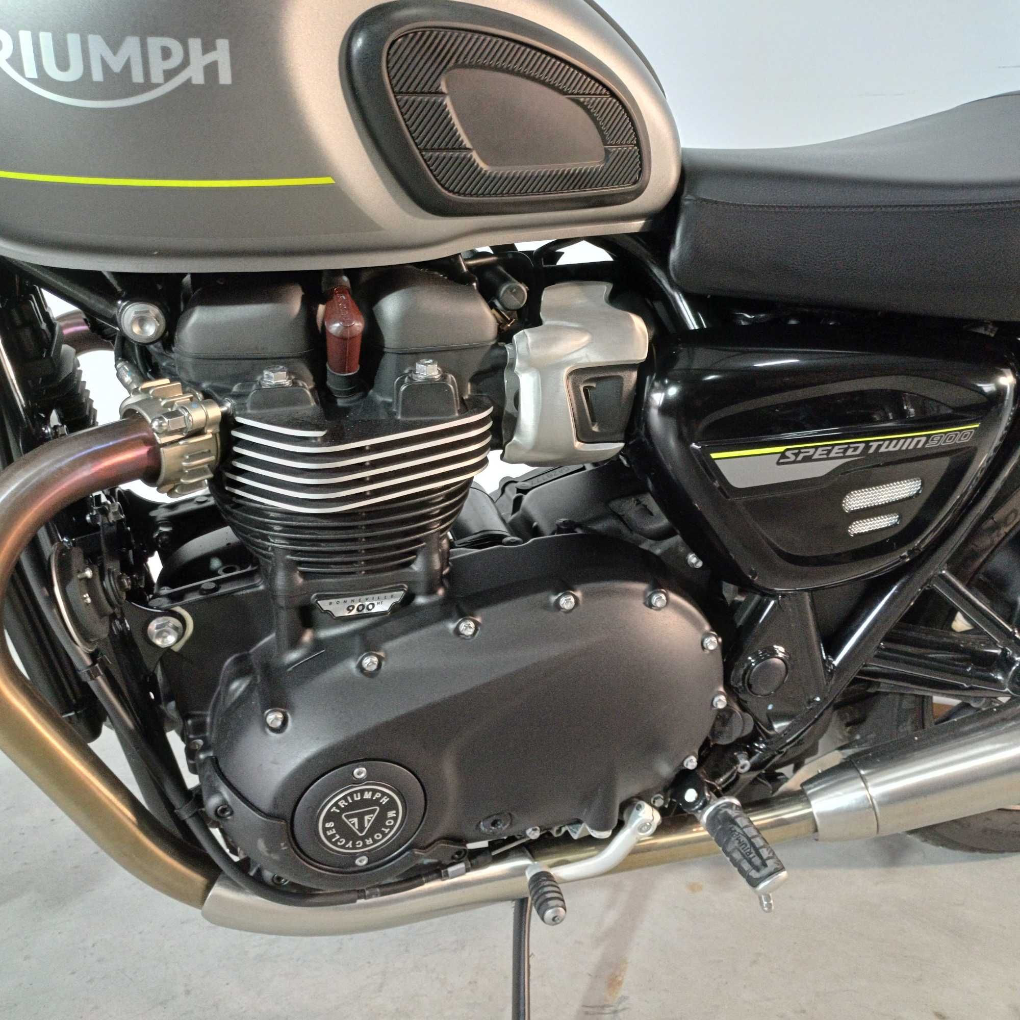 Motocicleta Triumph Speed Twin 900 ABS | TJ6419 | motomus.ro