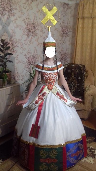 Продам платье (юрта)