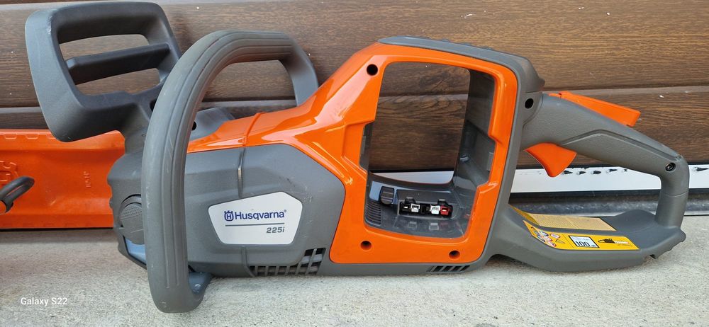 Husqvarna drujba pe acumulator