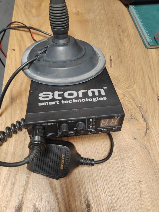 Stație cb auto Storm