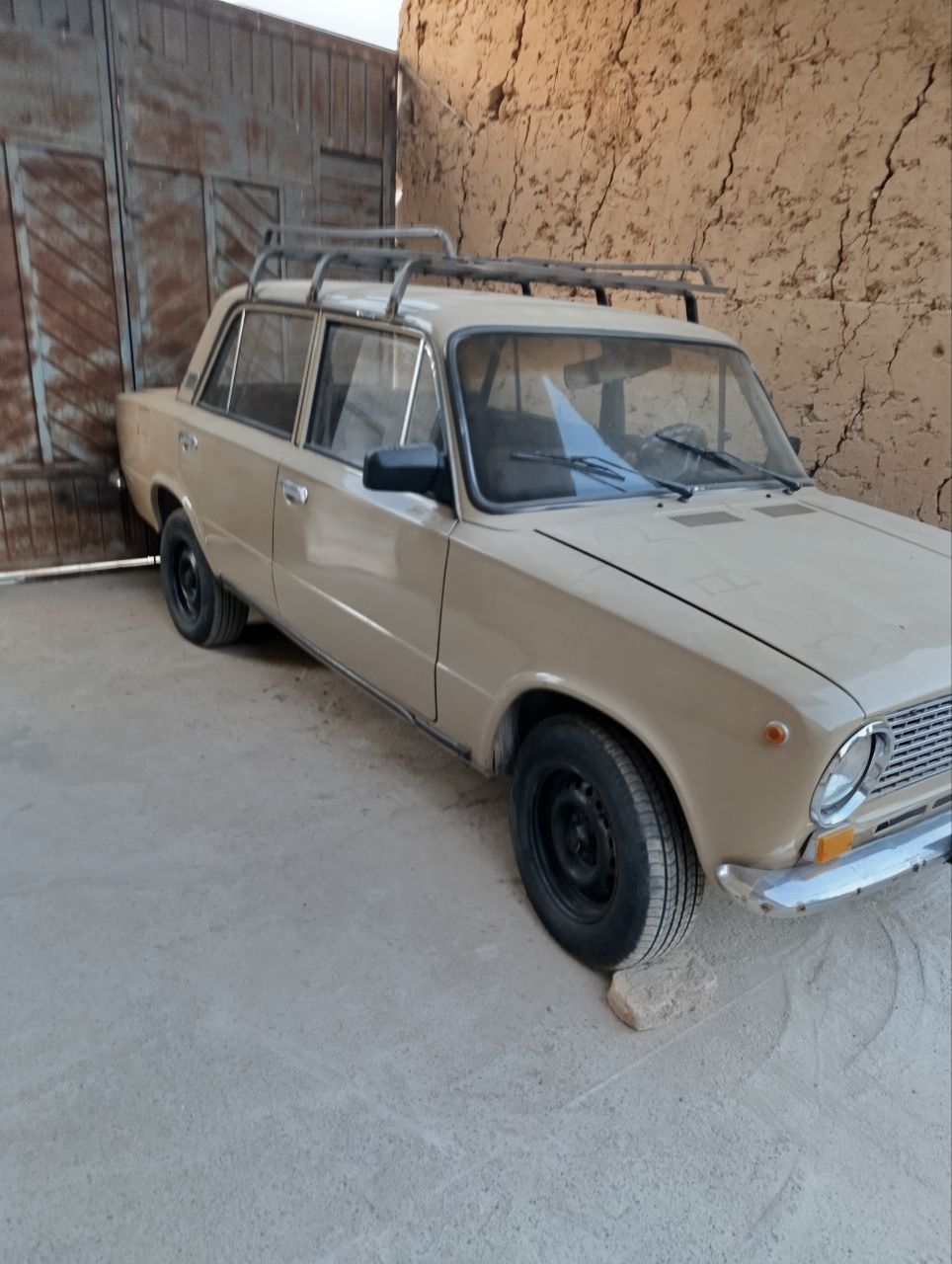 Jiguli Lada vaz 21011