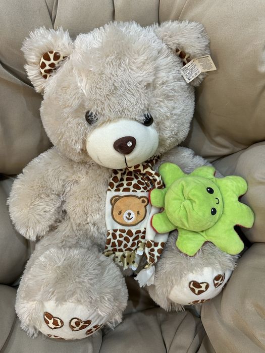 Отдам мягкие игрушки целые