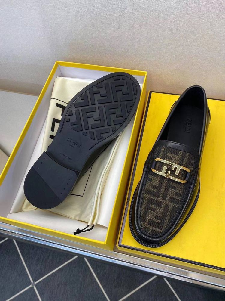Мъжки лоуфъри Fendi 43