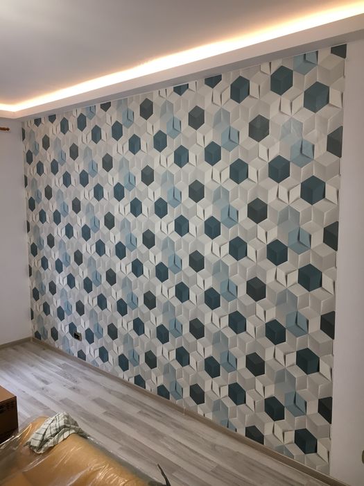 Lipesc tapet . Pun taper . Lipesc cornisa polistiren