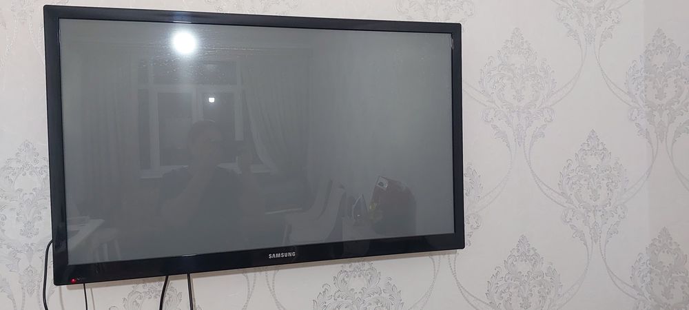 Телевизор самсунг