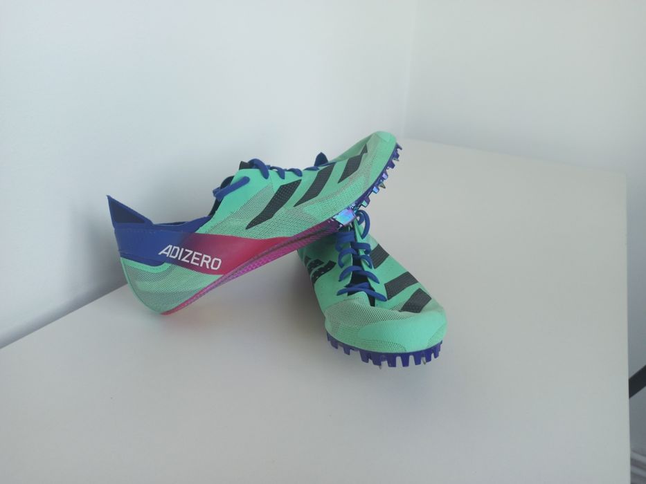 Pantofi atletism Adizero 42 (26,5) impecabil