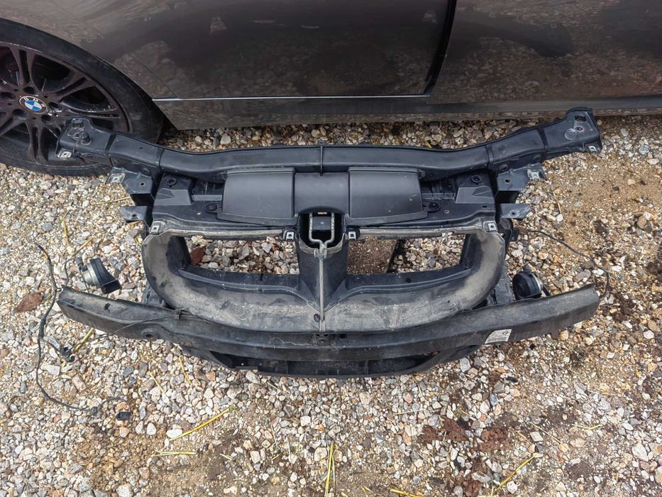 Очиларка за BMW E90 Facelift