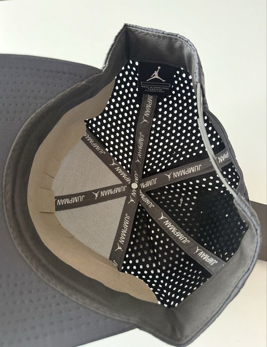 Шапка Jordan нова