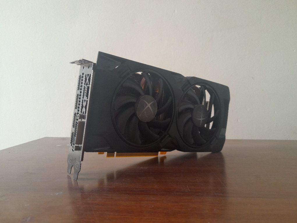 XFX RX470 sotiladi 4 gb videokarta