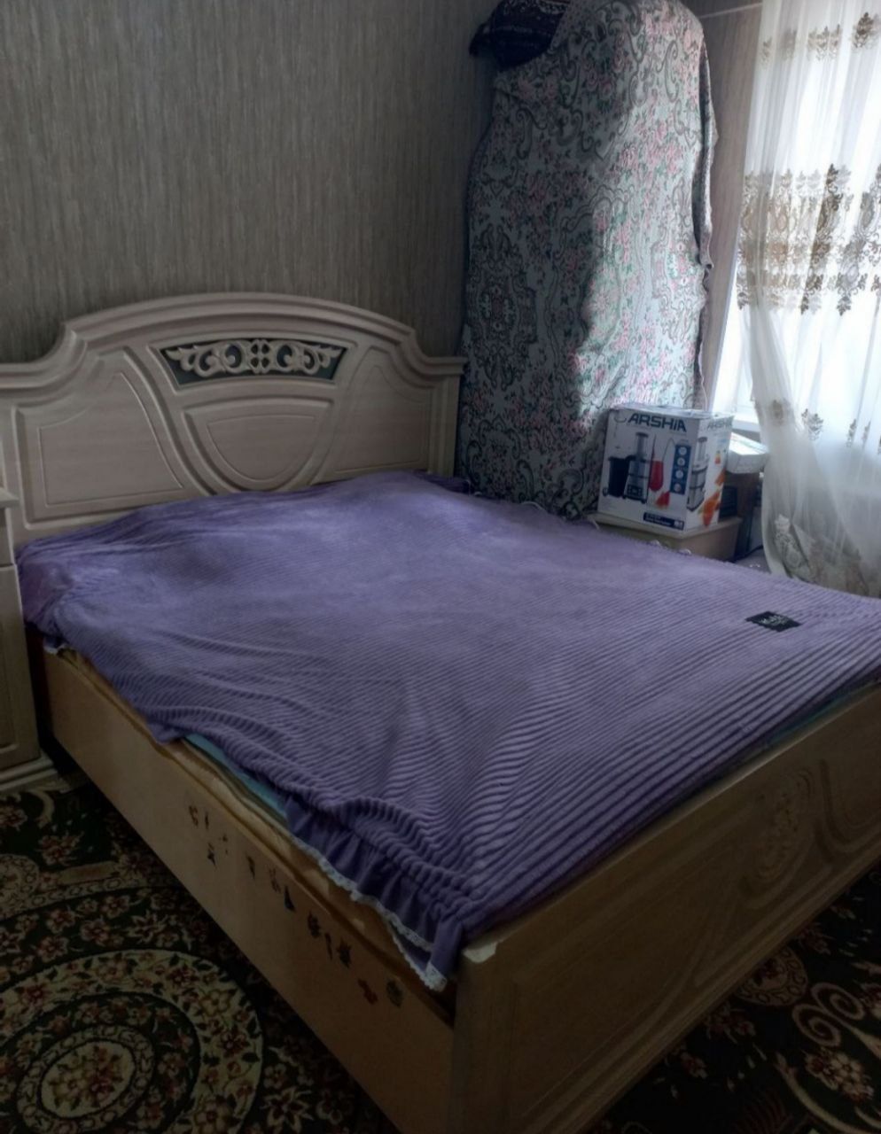 Продам кровать для спальни