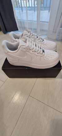 De vânzare Nike Air Force 1, Triple White