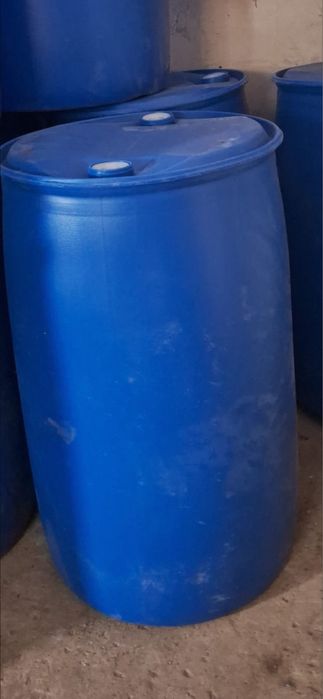 Новые пластиковые  бочки 200 л