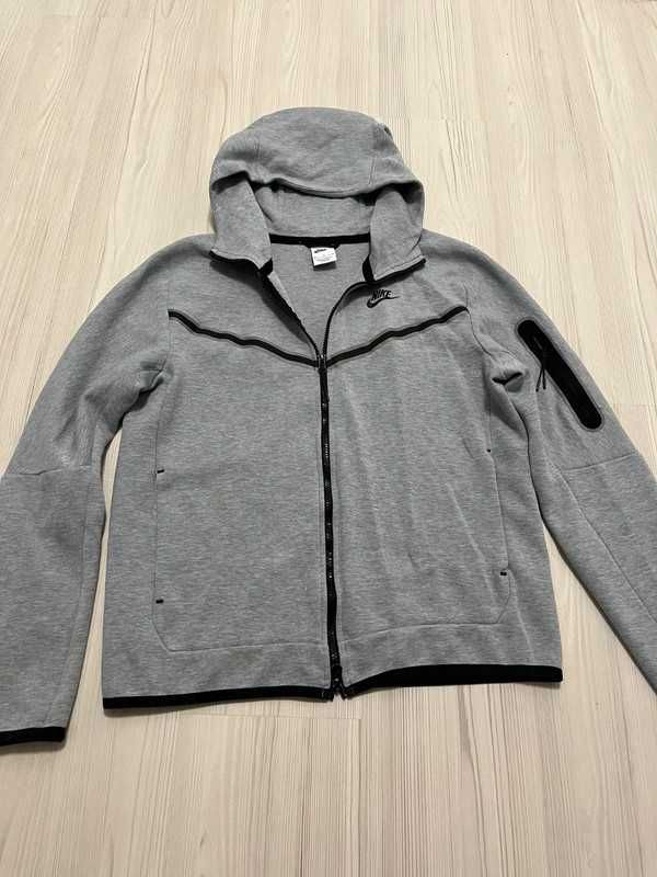 nike tech fleece