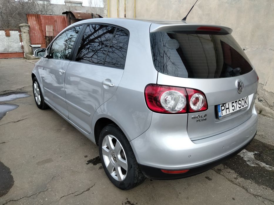 Vînd Golf 5, an 2008 D. 1.9 TDI.,unic proprietar in acte.