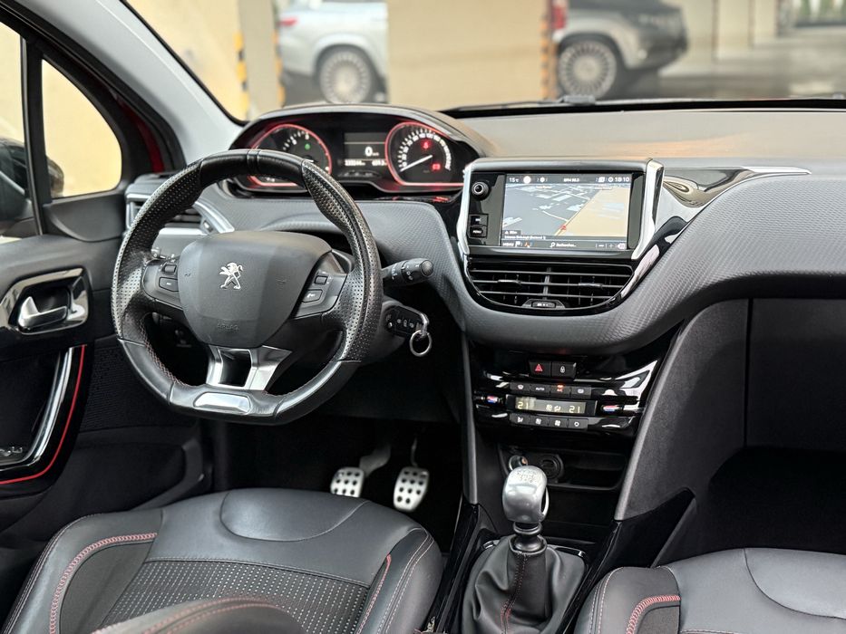 Peugeot 2008 1.6d 2017 GT-line
