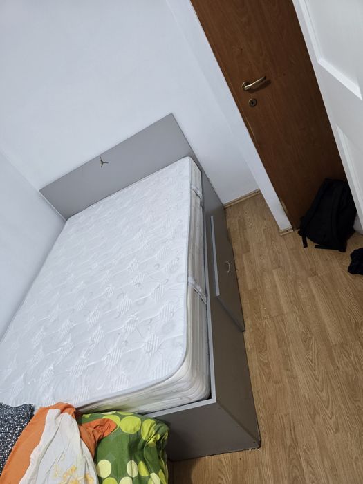 Pat cu saltea 140x200