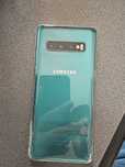 Samsung Galaxy s10 green