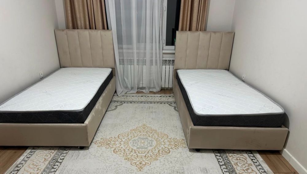 Кровати без матраса в идеальном состоянии